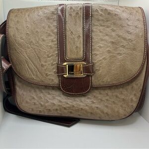 Carryland Ostrich-Embossed Shoulder Bag | Adjustable Strap | Multi-Compartment